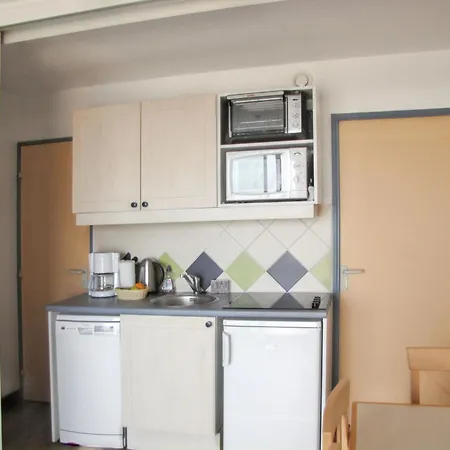 Vue A 30 M² Avec Terrasse Апартаменты Порнише