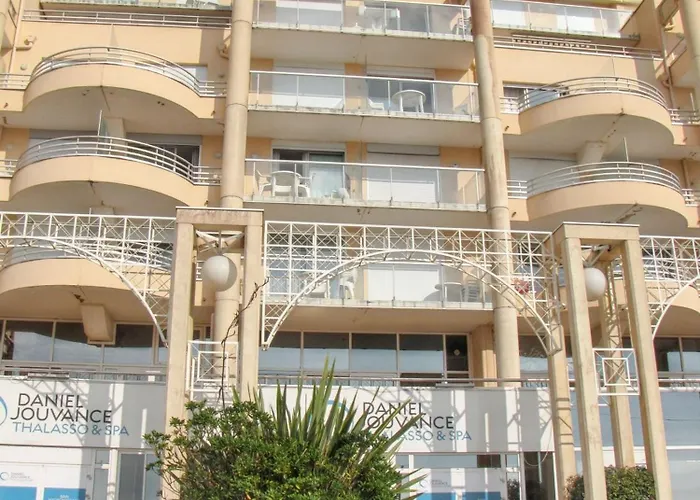 Vue A 30 M² Avec Terrasse