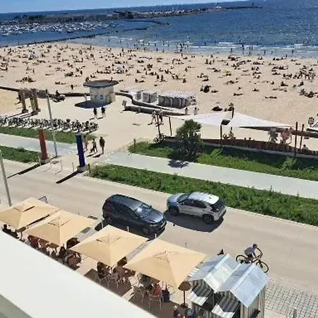 Vue A 30 M² Avec Terrasse Pornichet