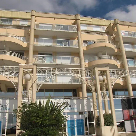 Vue A 30 M² Avec Terrasse