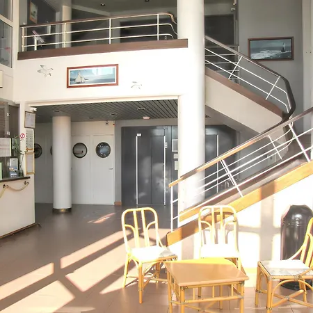 Vue A 30 M² Avec Terrasse Pornichet