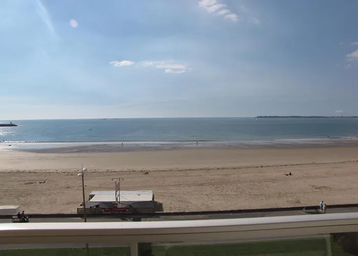 Vue A 30 M² Avec Terrasse Apartamento