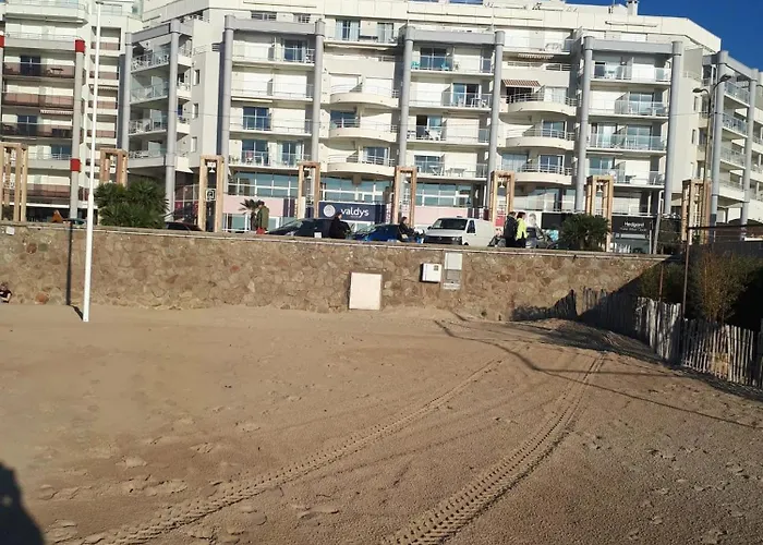 Vue A 30 M² Avec Terrasse Apartamento